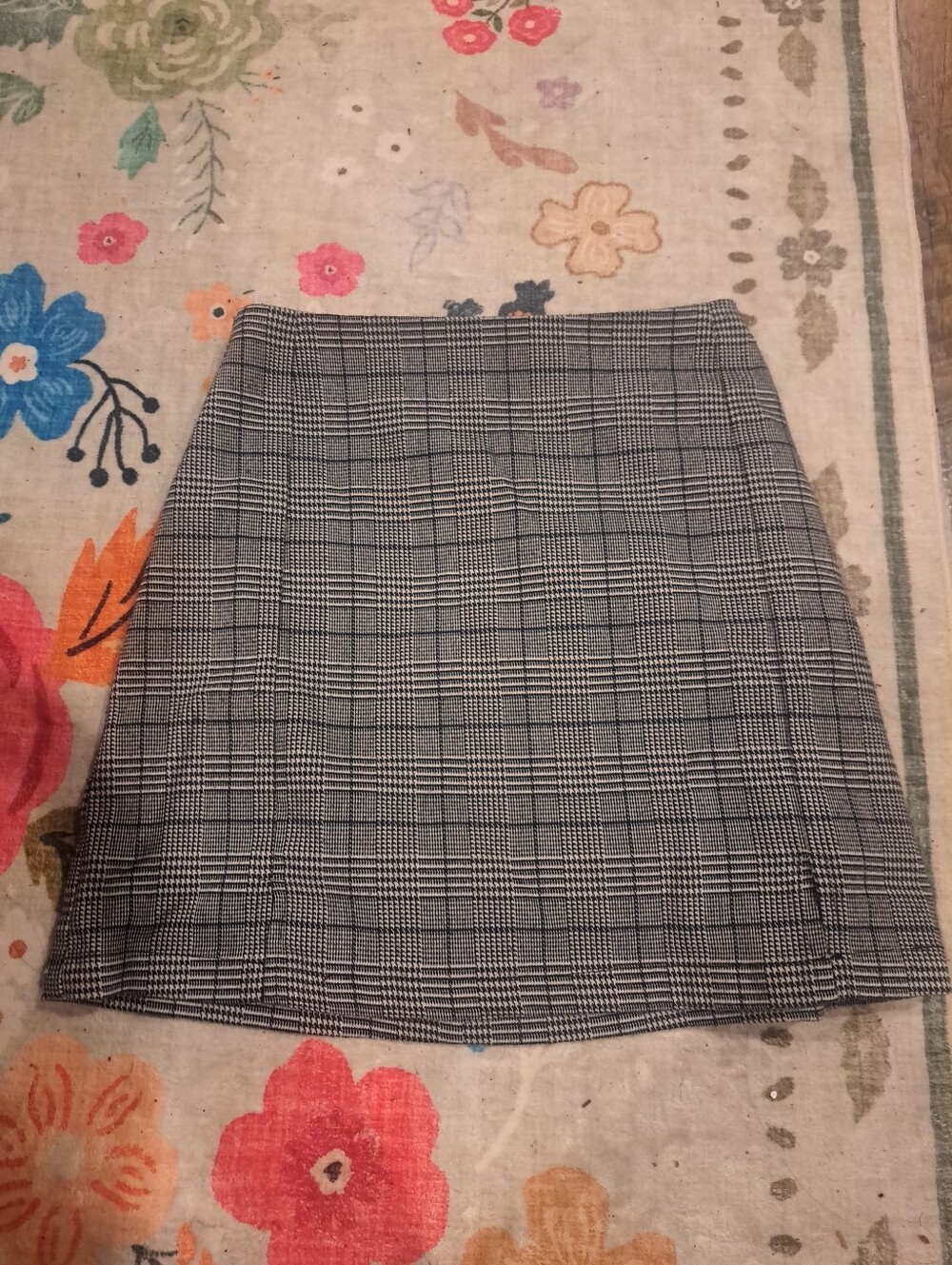 John Galt/Brandy Melville Grey and White Plaid Mini Skirt
